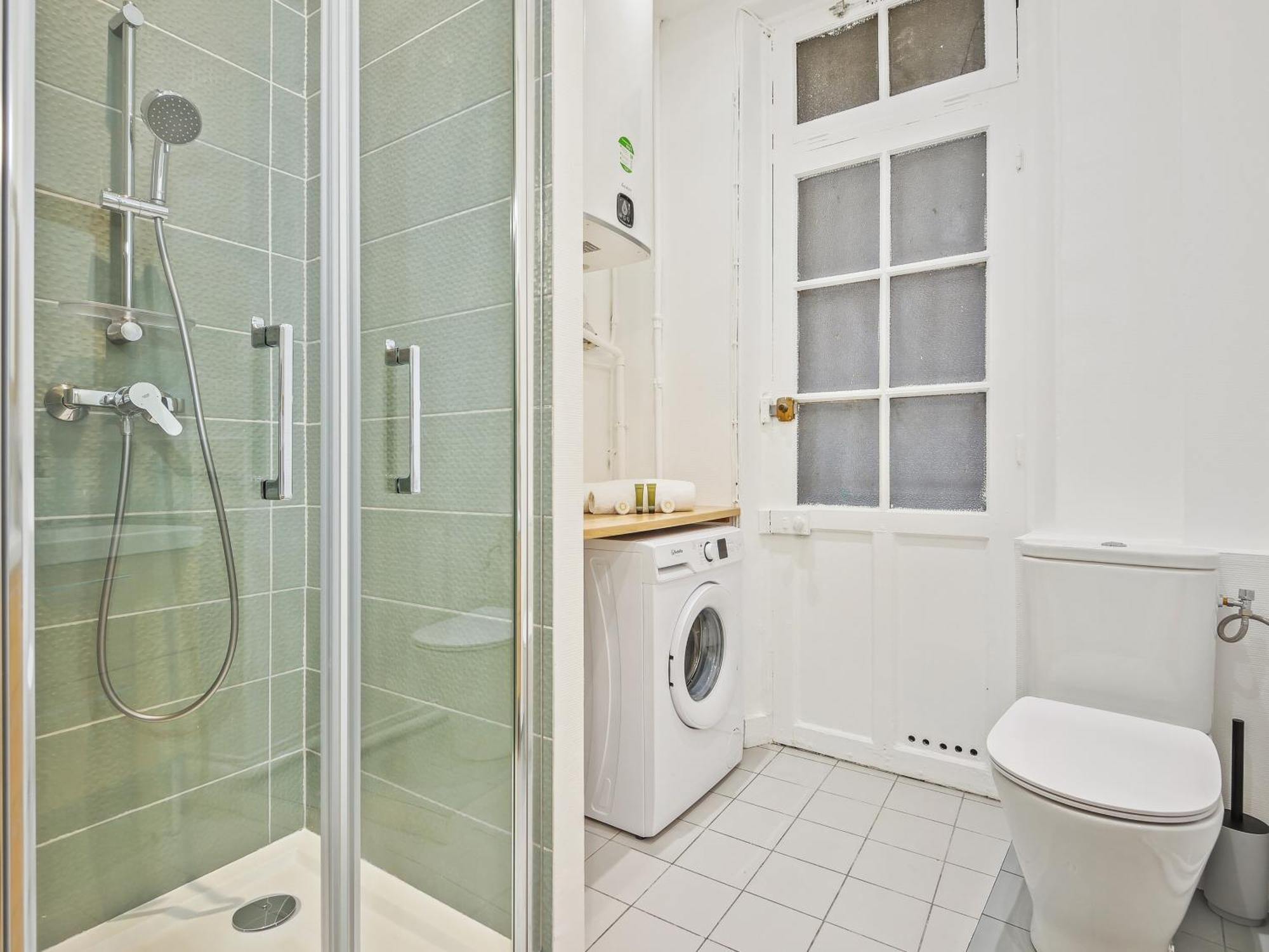 Appartement Elegant A 16e Parijs